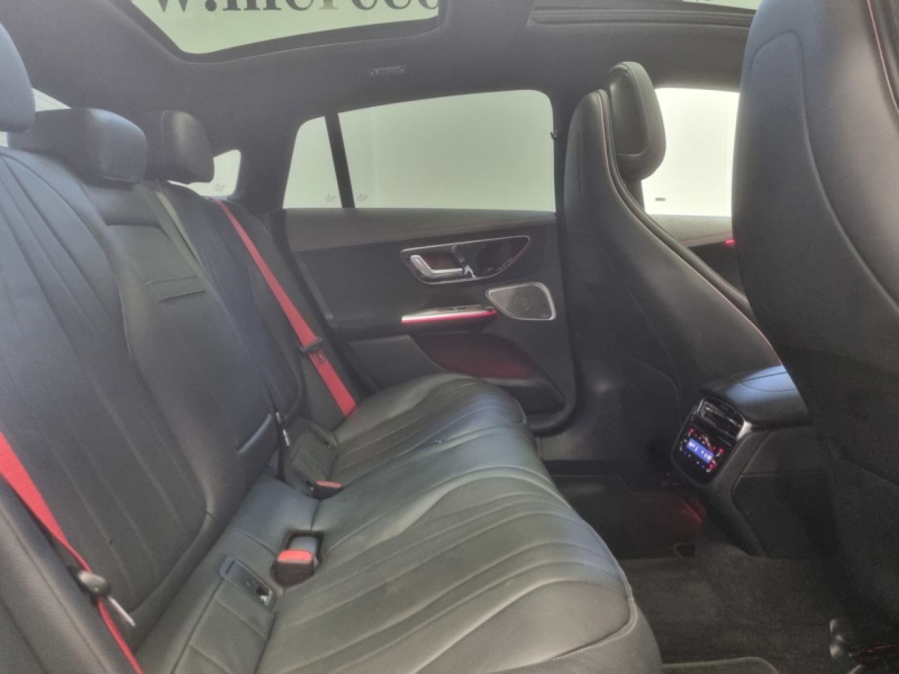 Photo du v&eacute;hicule 17 / 18