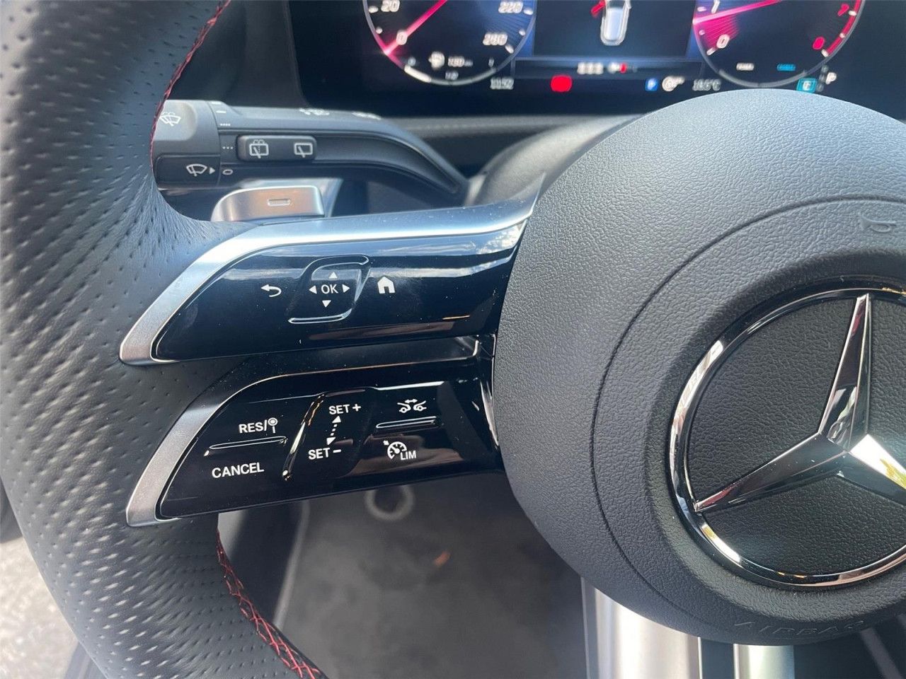 Fahrzeugbild 14 / 28