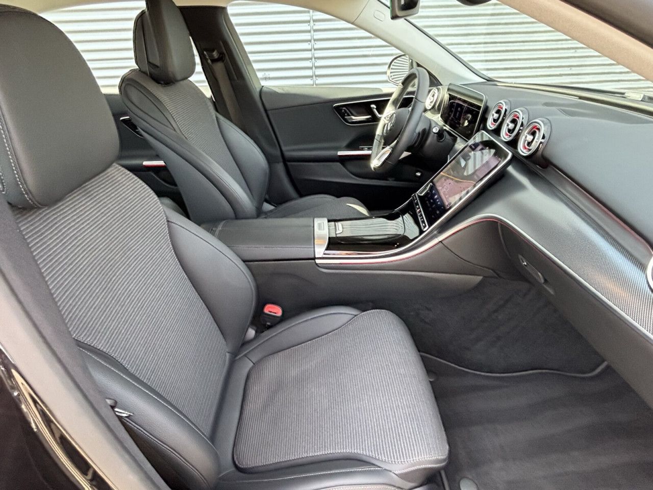 Mercedes-Benz C-Klasse – Bild 16
