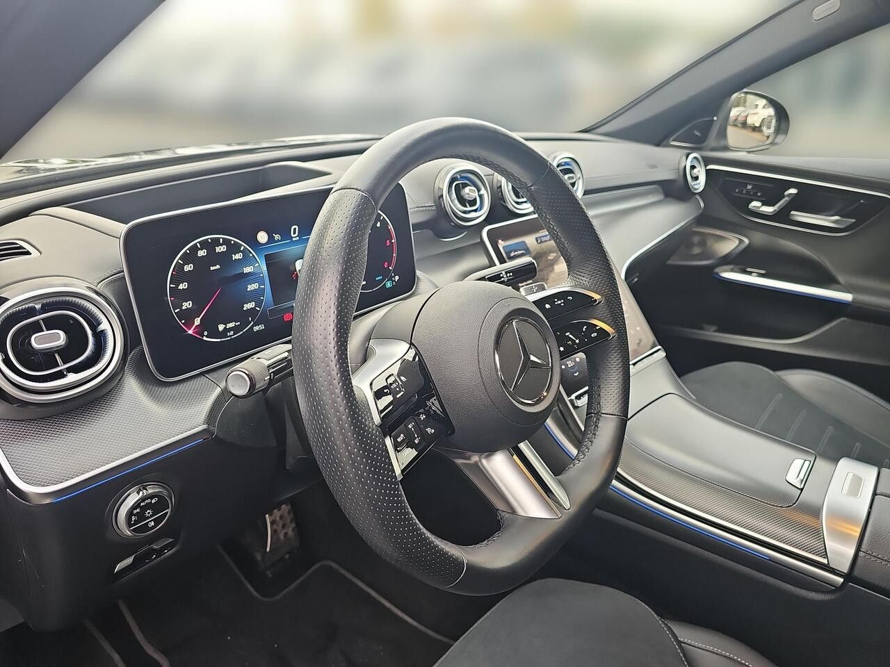 Zdjęcie pojazdu 18 / 24