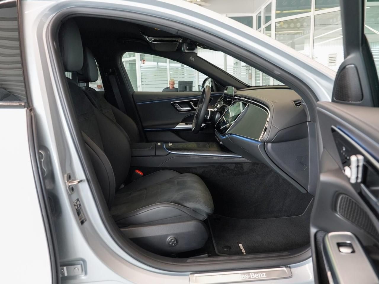 Mercedes-Benz E-Klasse – Bild 7