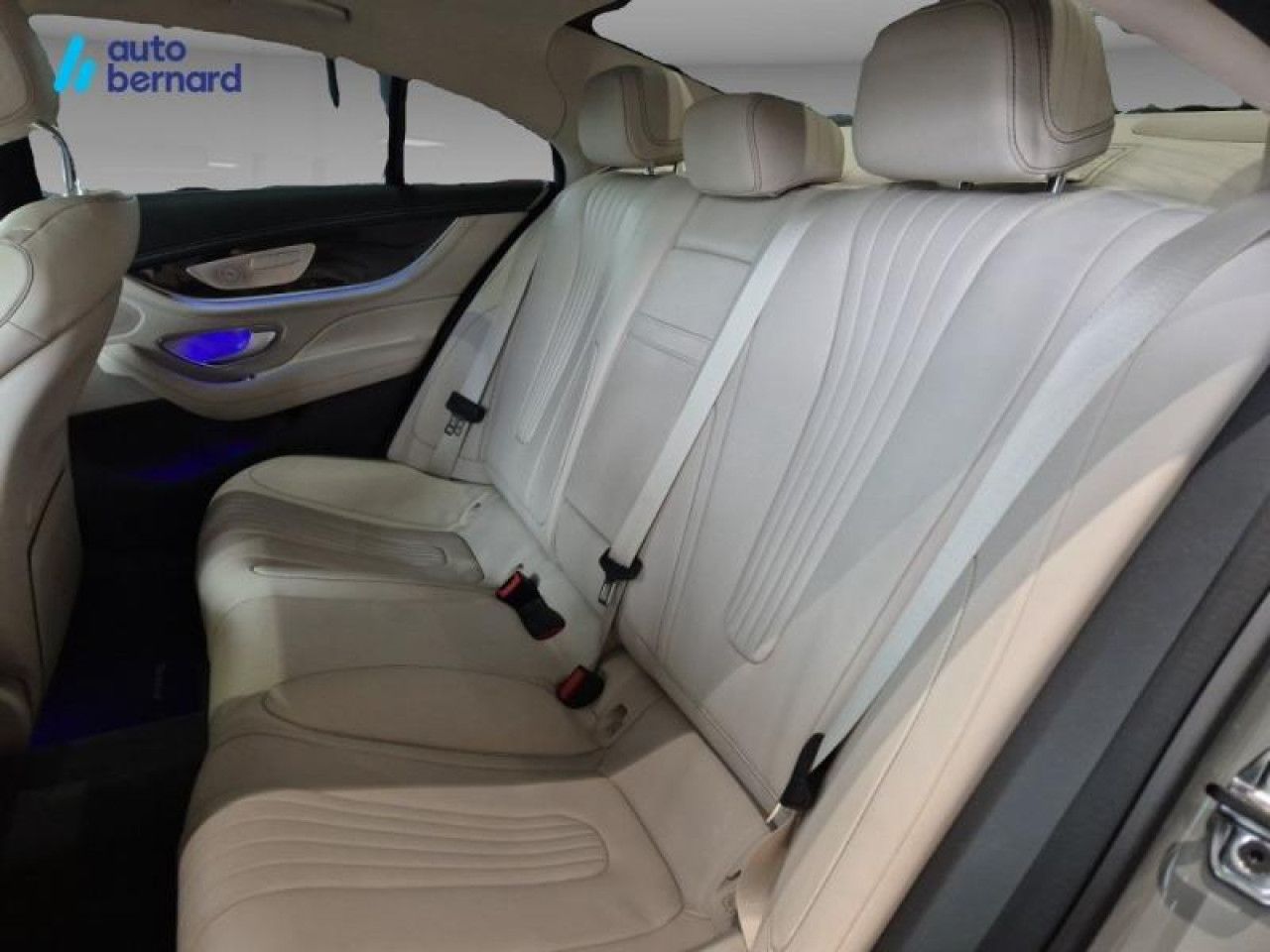 Photo du véhicule 10 / 18