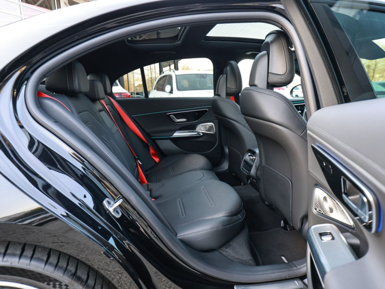 Mercedes-Benz E-Klasse – Bild 4