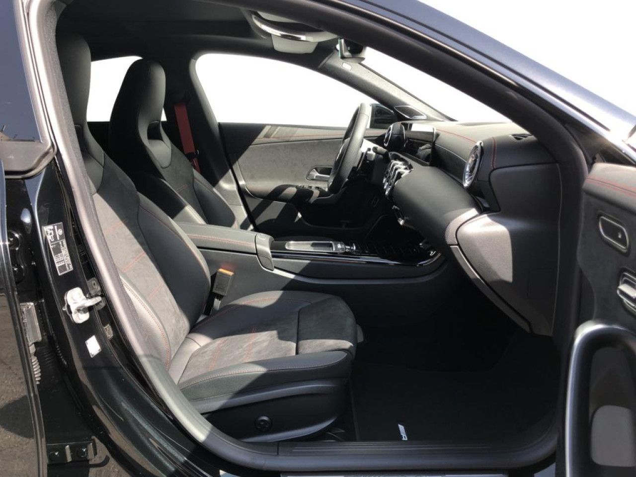 Mercedes-Benz CLA – Bild 3