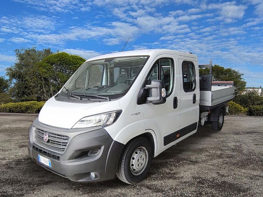 Fiat | Fiat Ducato doppia cabina con cassone fisso e gru