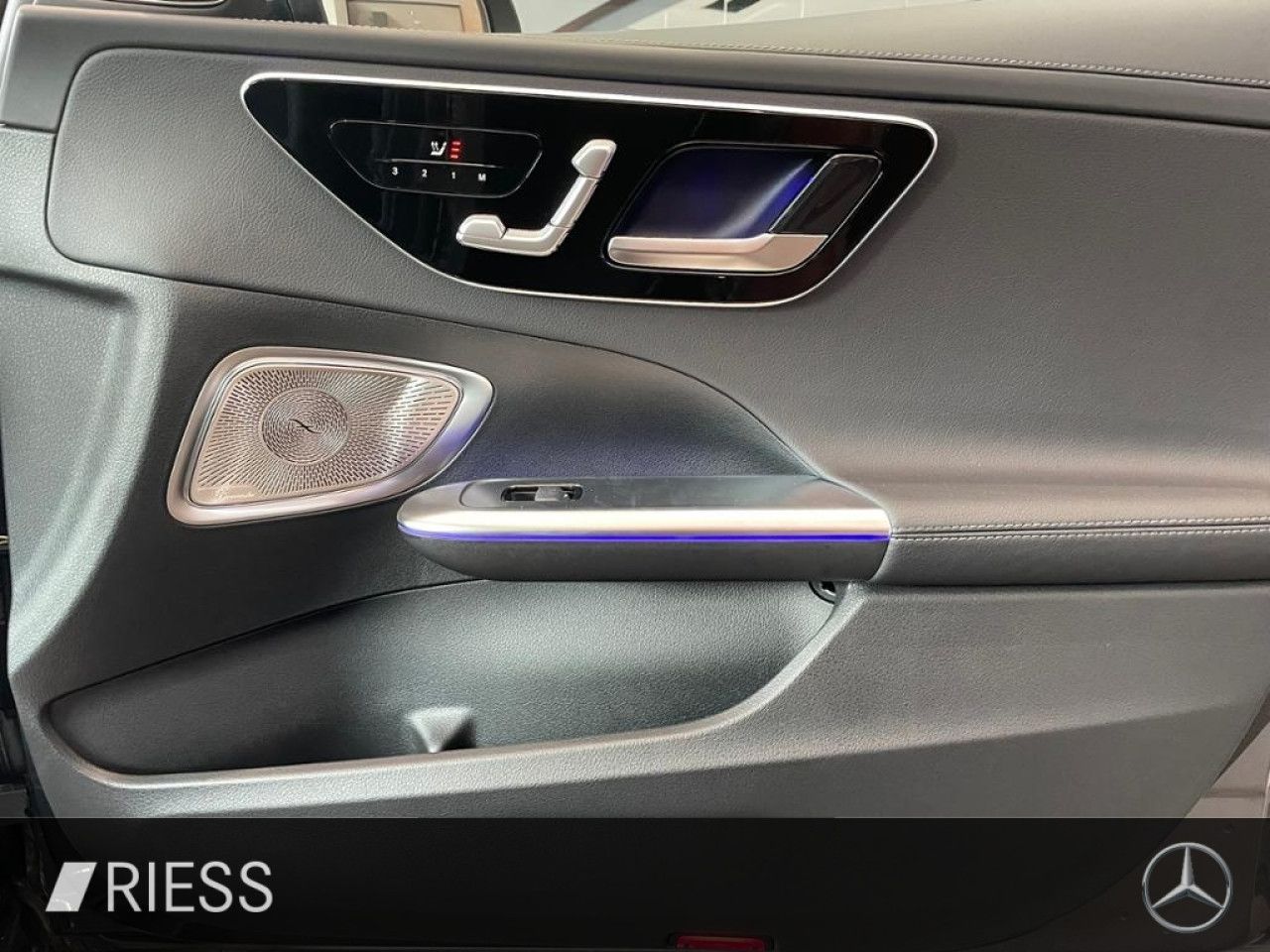 Mercedes-Benz C-Klasse – Bild 12