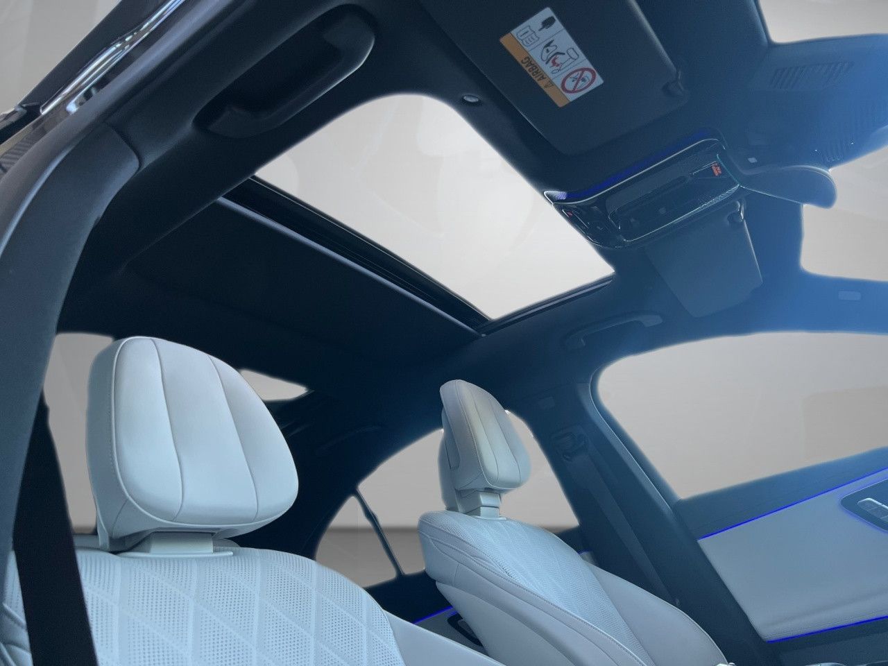 Mercedes-Benz E-Klasse – Bild 26