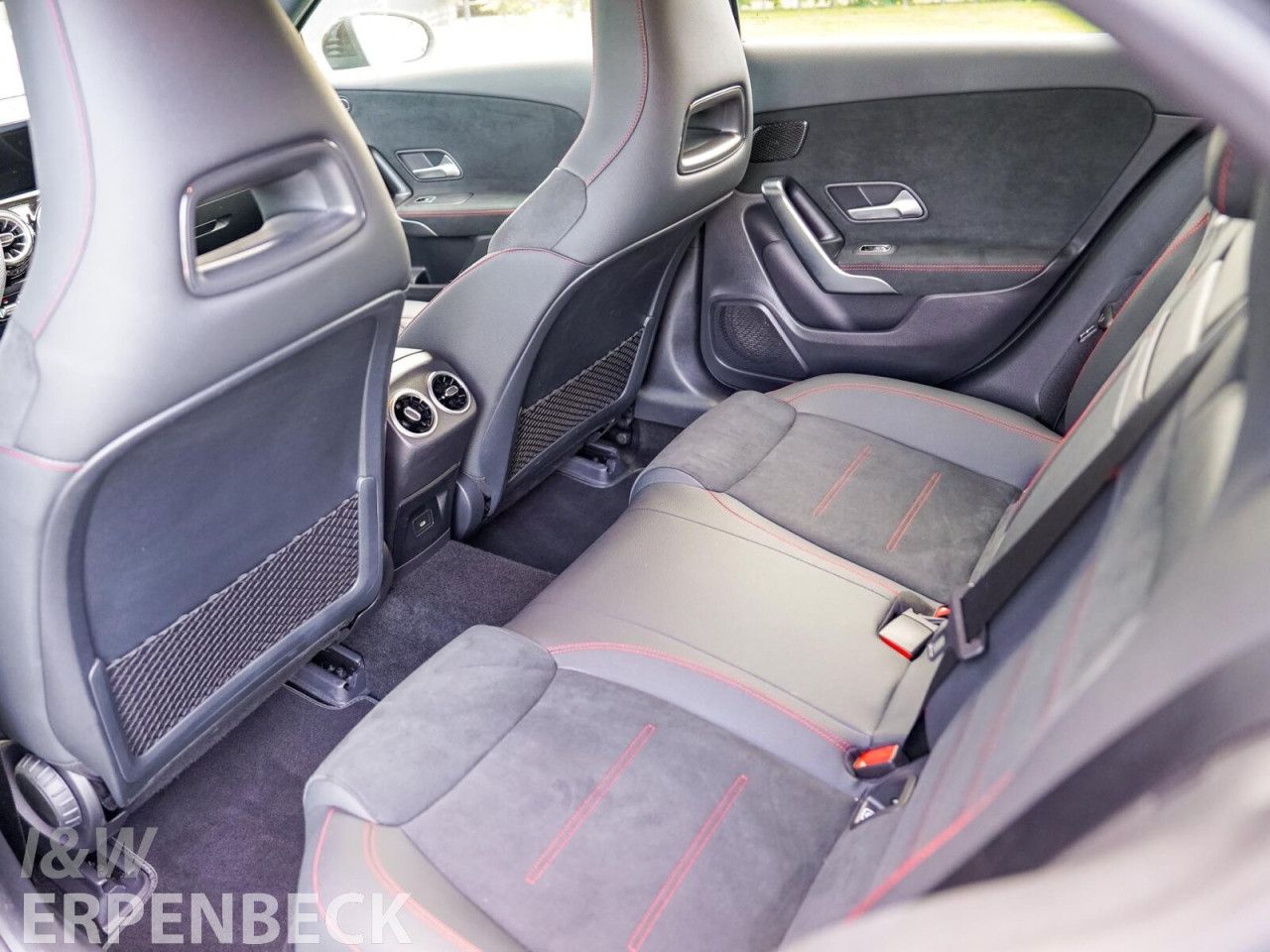 Mercedes-Benz A-Klasse – Bild 15