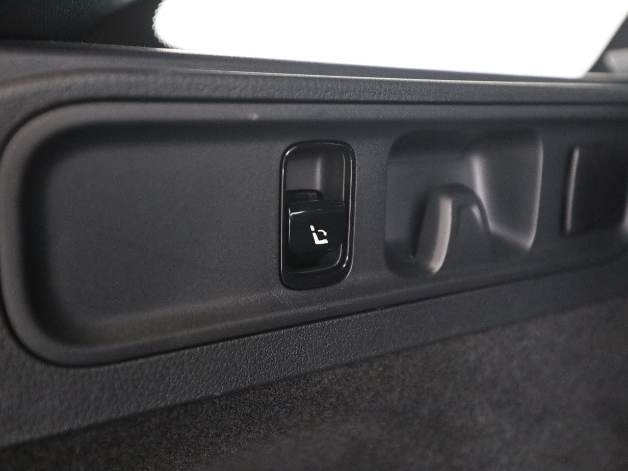 Mercedes-Benz C-Klasse – Bild 23