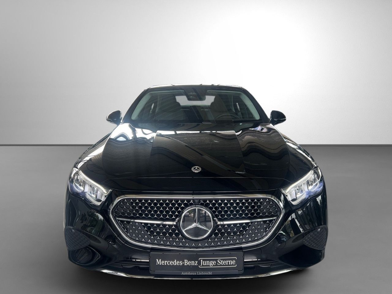 Mercedes-Benz E-Klasse – Bild 2