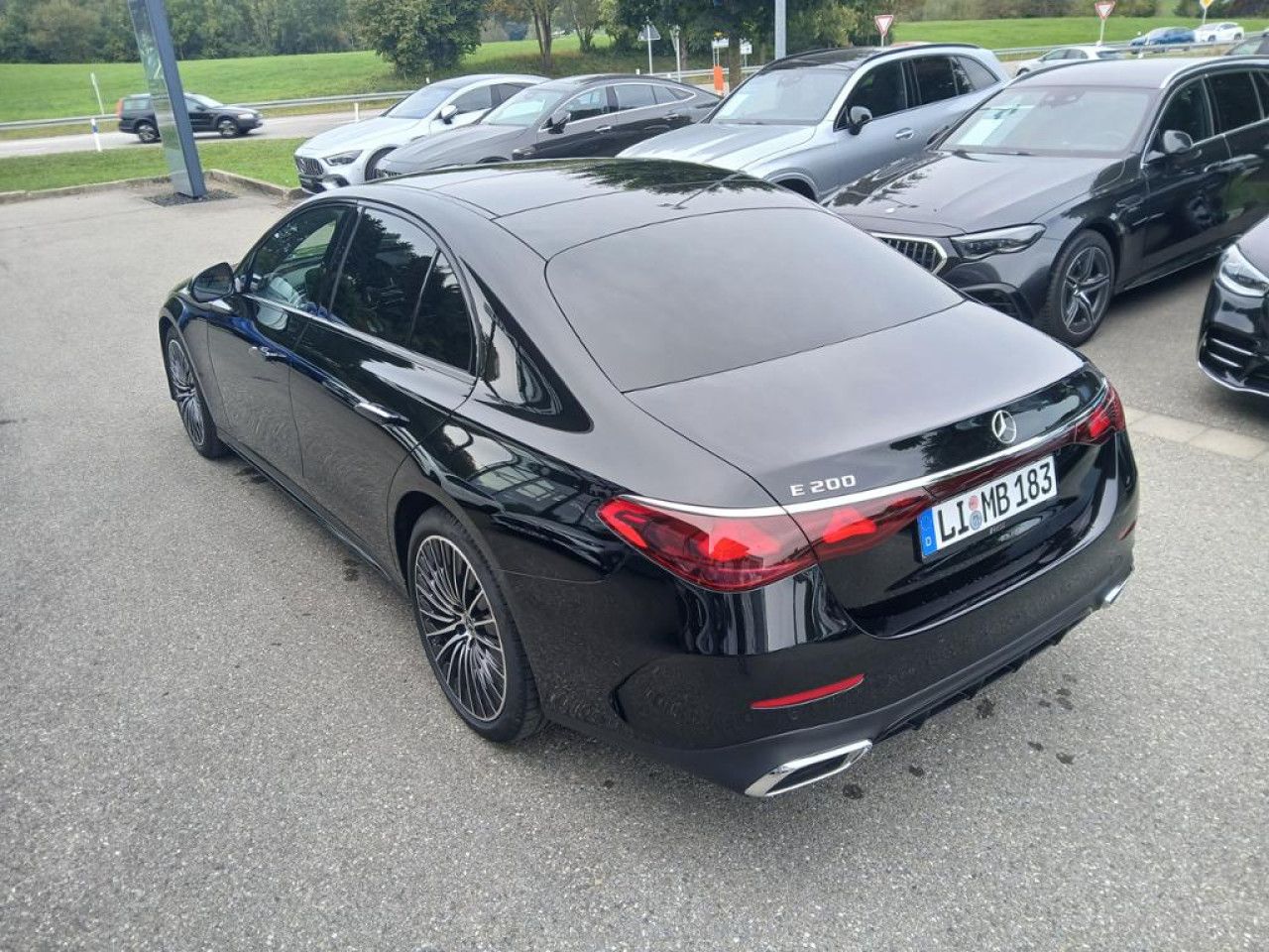 Mercedes-Benz E-Klasse – Bild 16