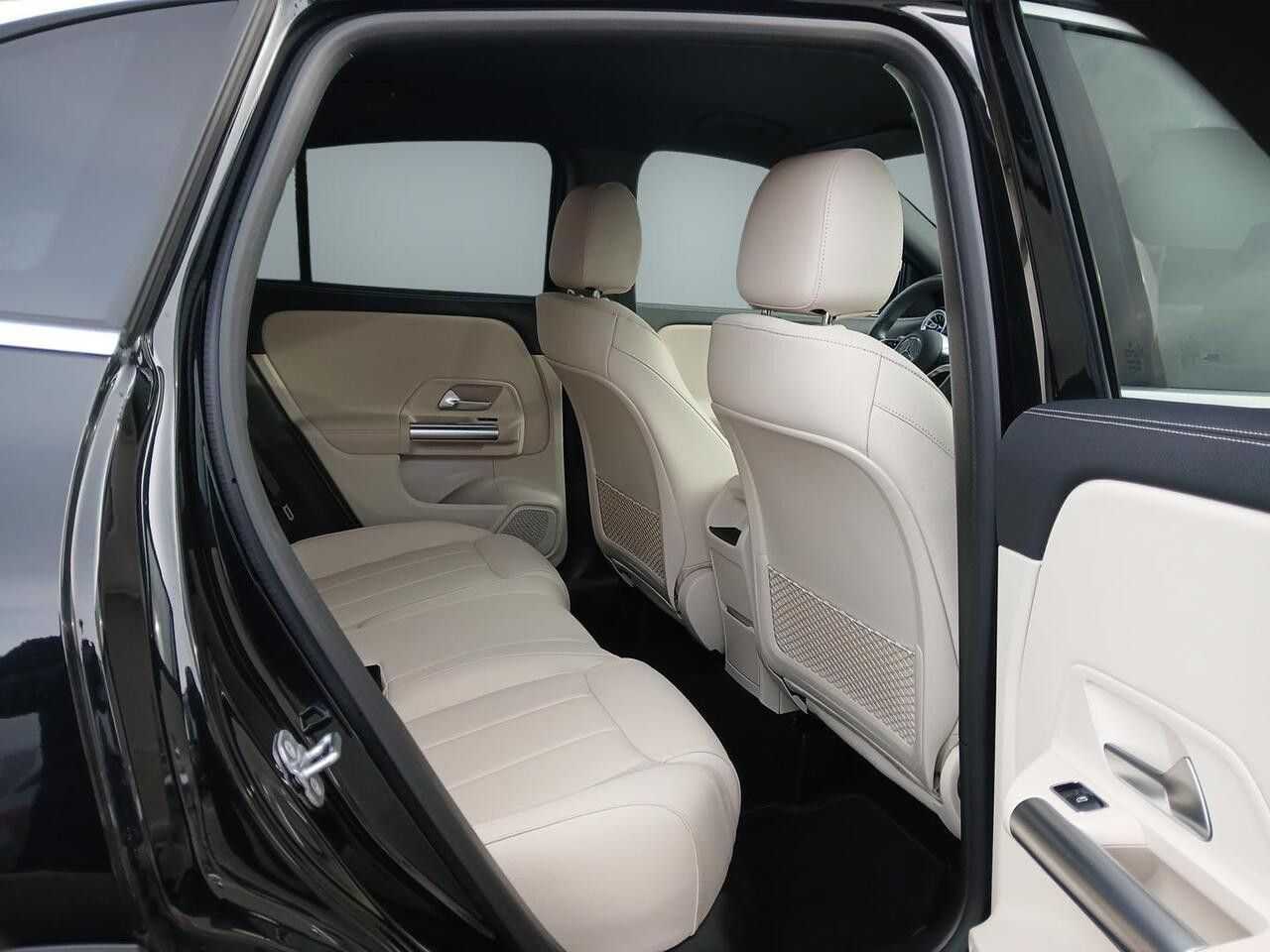 Zdjęcie pojazdu 11 / 23