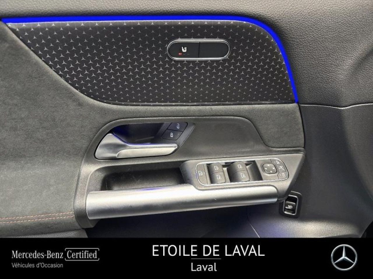 Photo du v&eacute;hicule 17 / 18