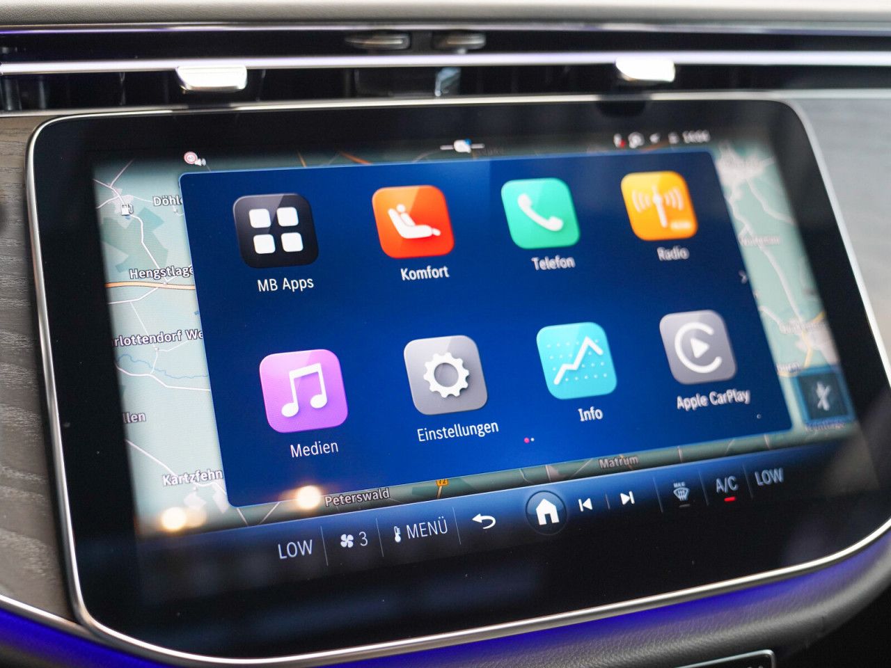 Mercedes-Benz E-Klasse – Bild 22