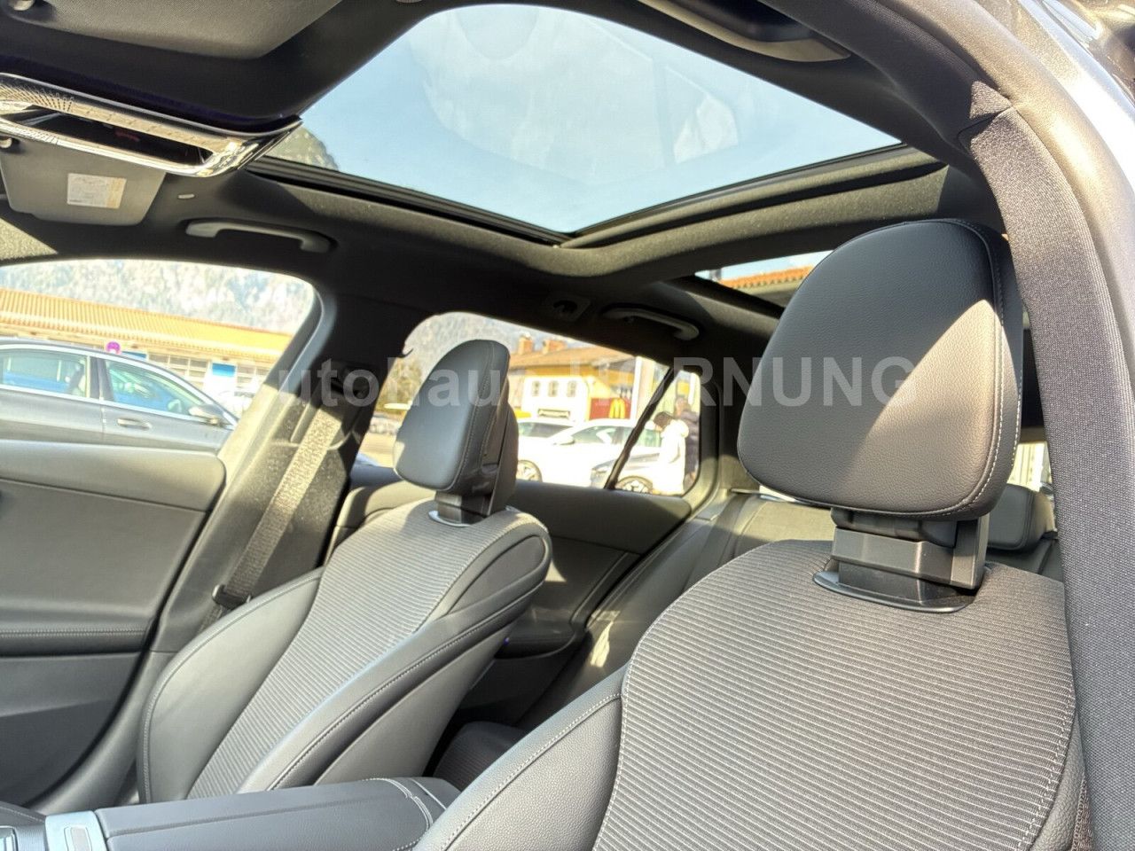 Mercedes-Benz C-Klasse – Bild 13