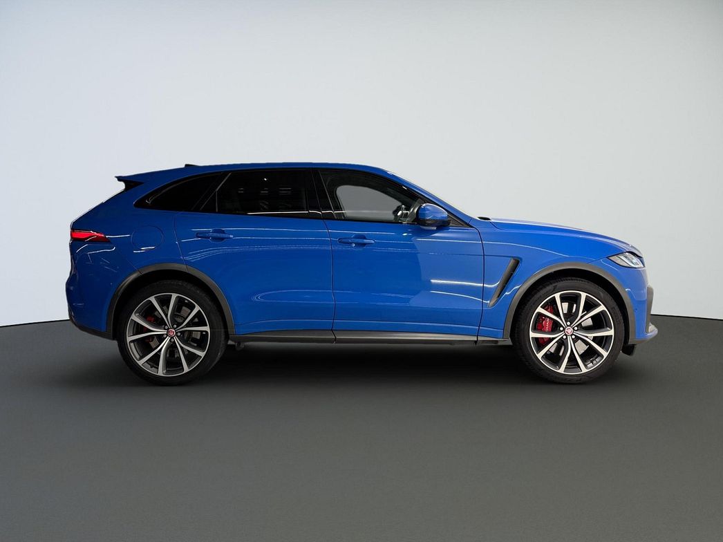 Jaguar | F-Pace P550 AWD SVR
