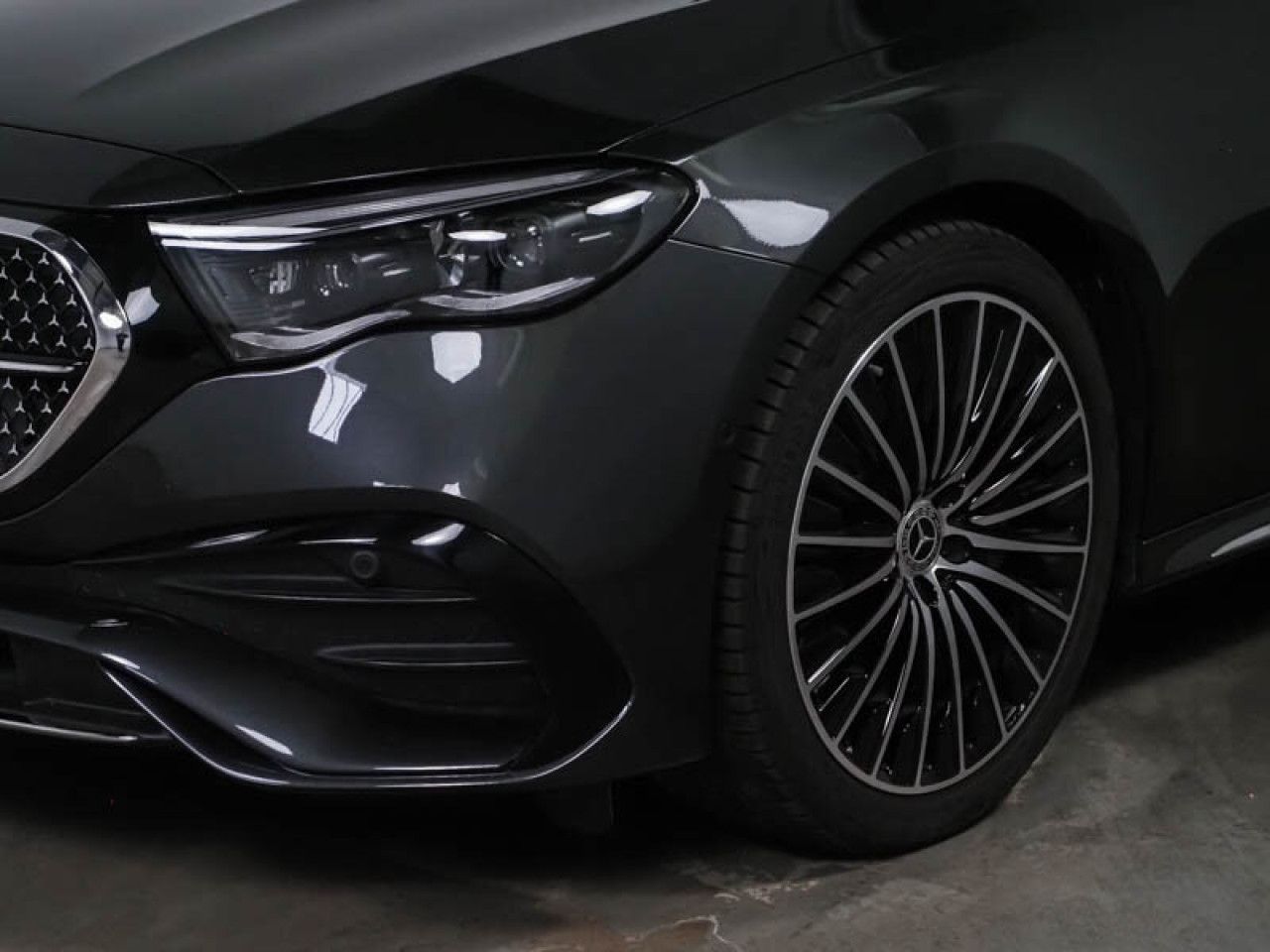 Mercedes-Benz E-Klasse – Bild 4