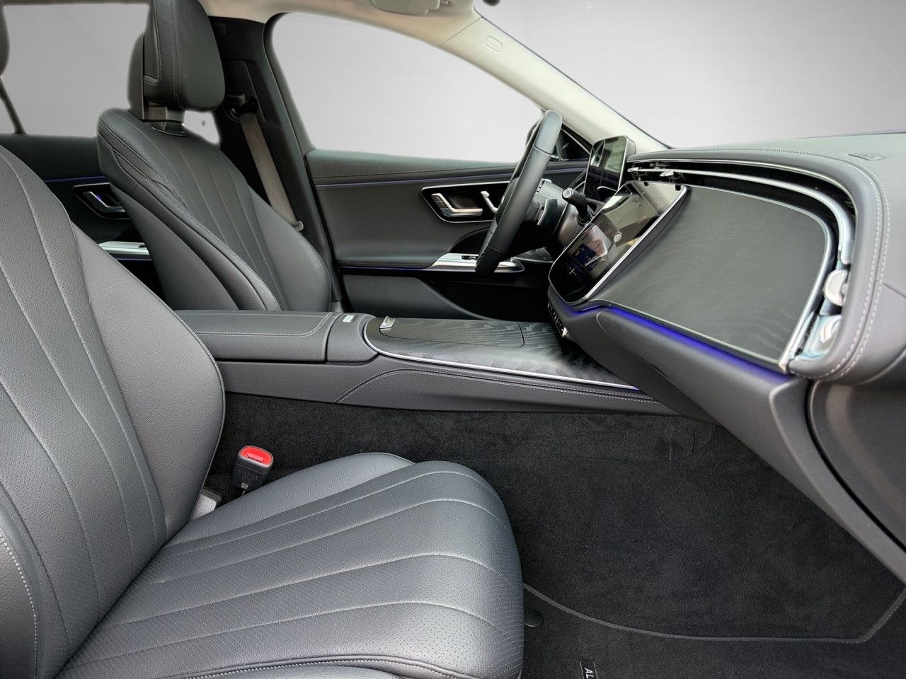 Mercedes-Benz E-Klasse – Bild 23
