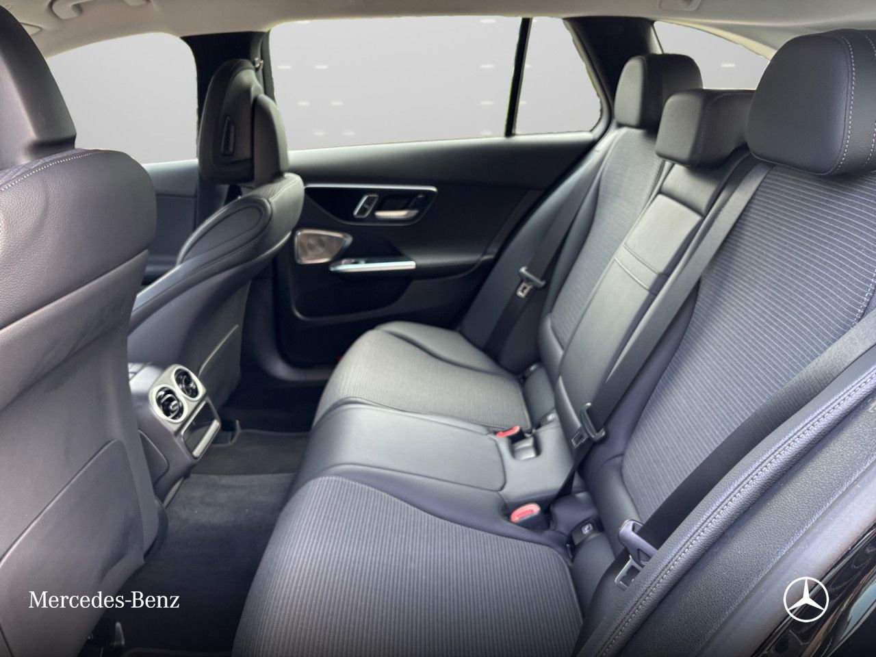 Mercedes-Benz C-Klasse – Bild 9
