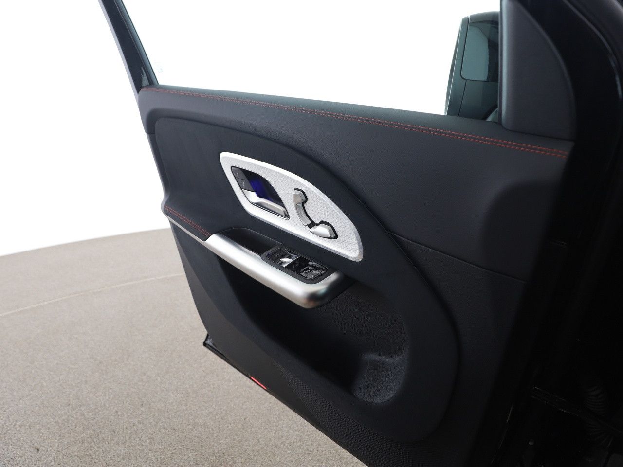 Mercedes-Benz GLB – Bild 13