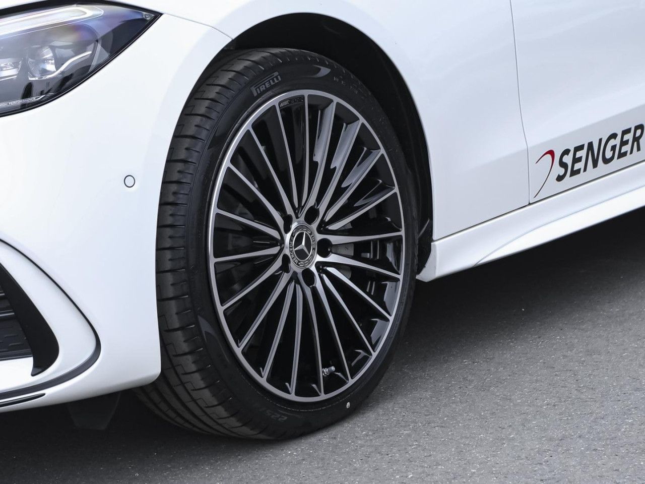 Mercedes-Benz C-Klasse – Bild 9