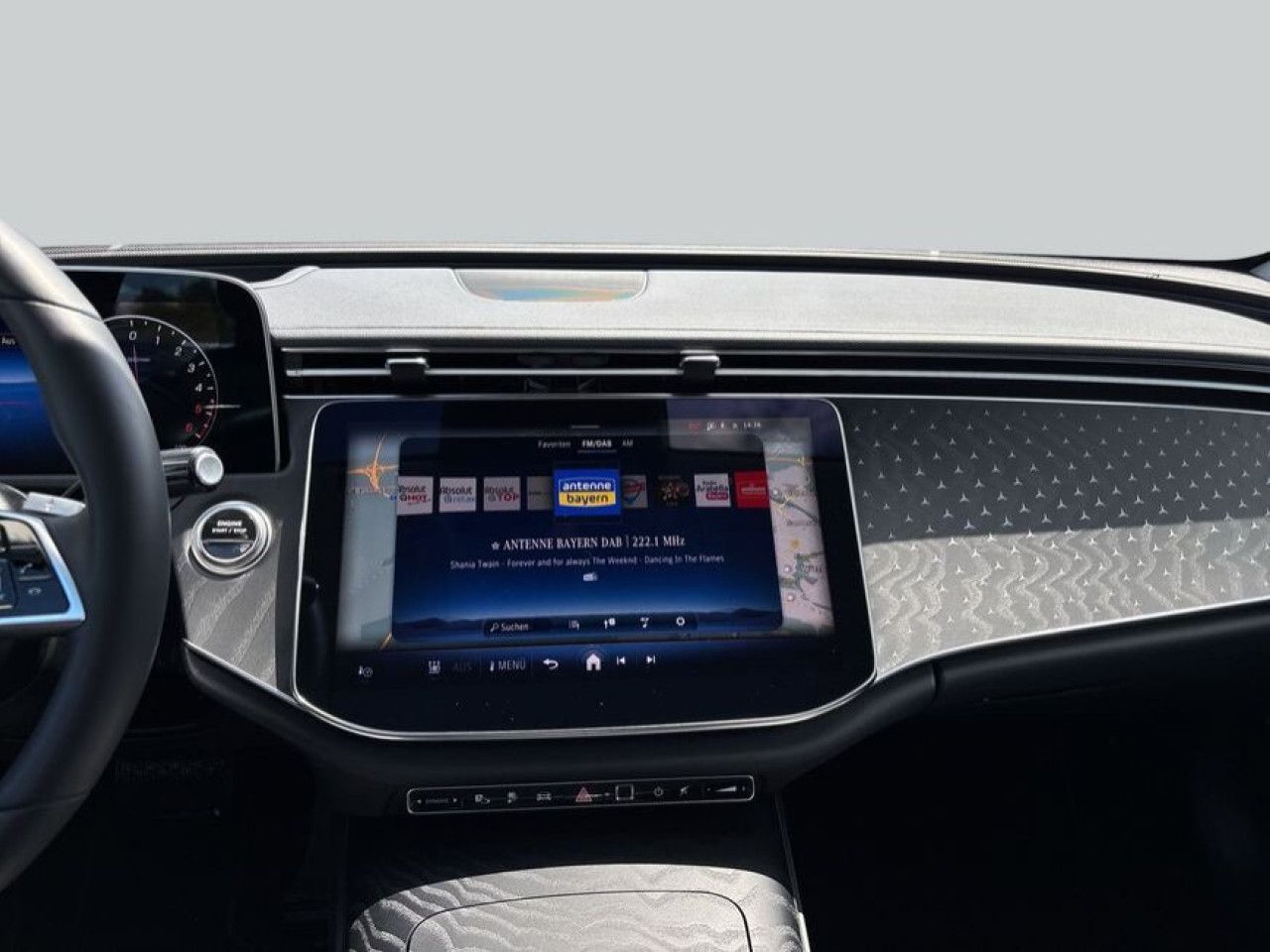 Mercedes-Benz E-Klasse – Bild 15