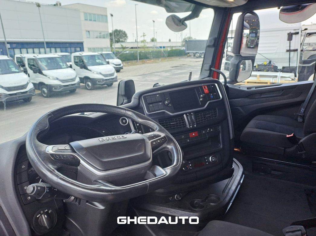 IVECO | TRATTORE STRADALE IVECO S-WAY 480 CON ADR