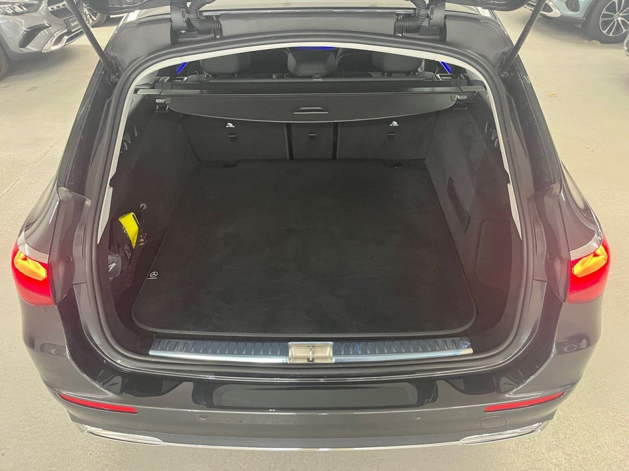 Mercedes-Benz E-Klasse – Bild 15