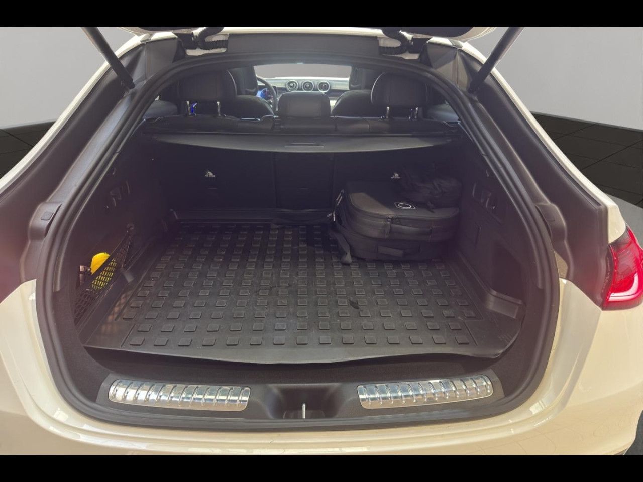 Photo du véhicule 14 / 18