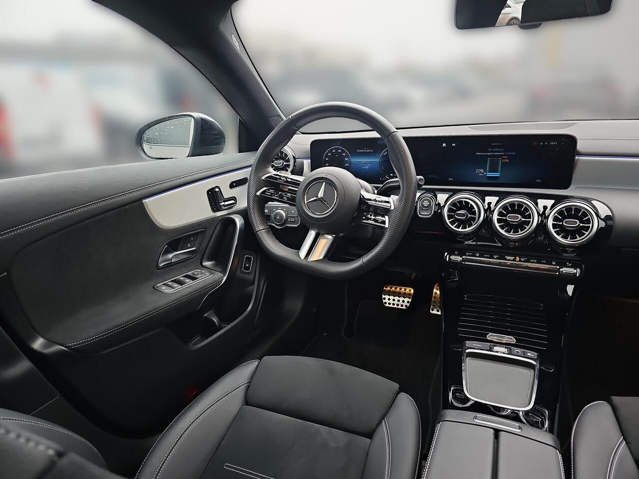 Zdjęcie pojazdu 18 / 21