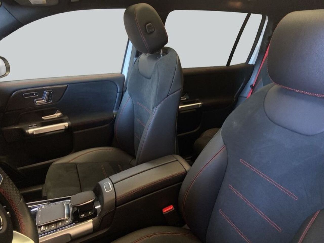 Mercedes-Benz GLB – Bild 10