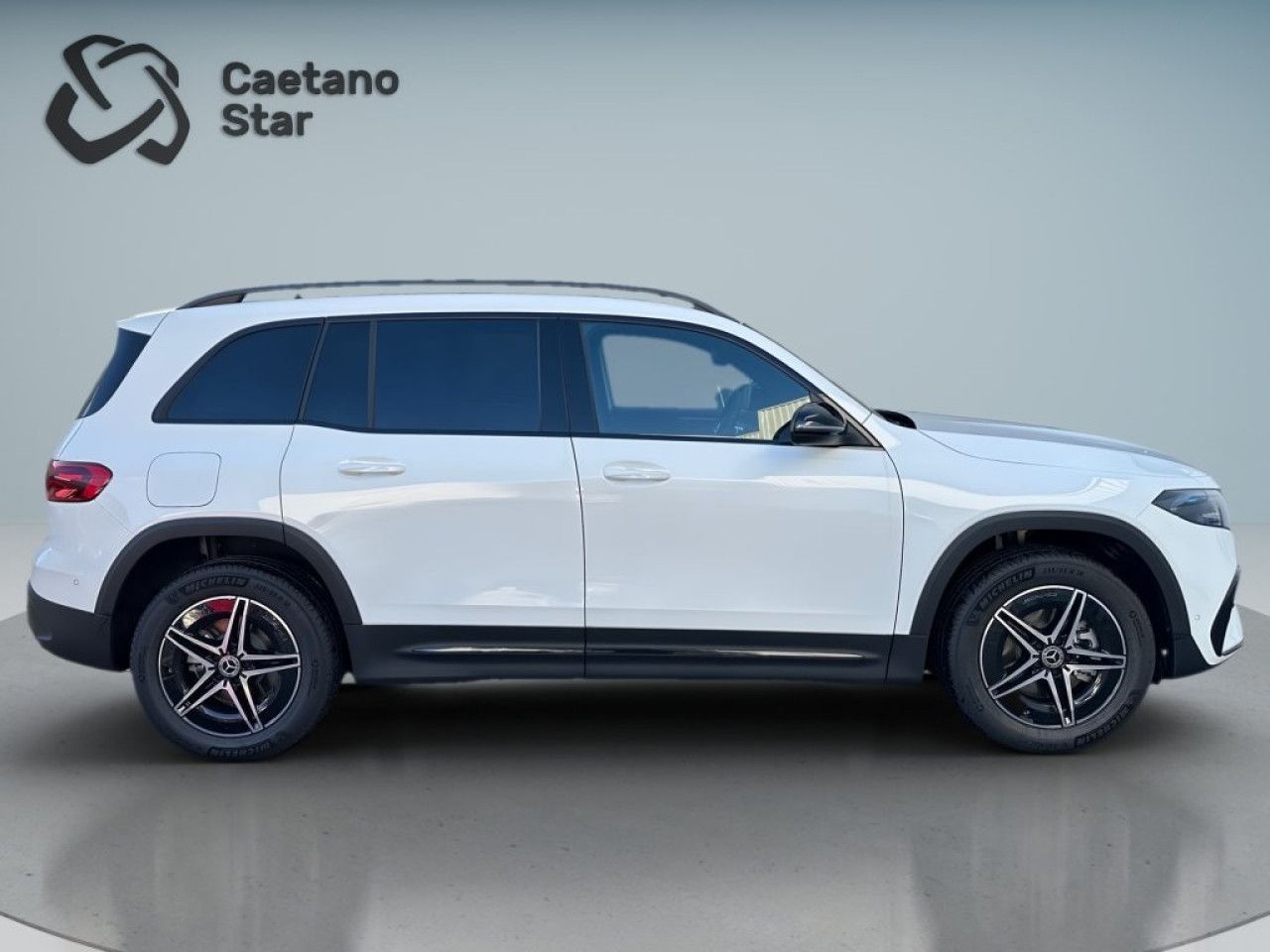 Imagem do veículo 1 / 13