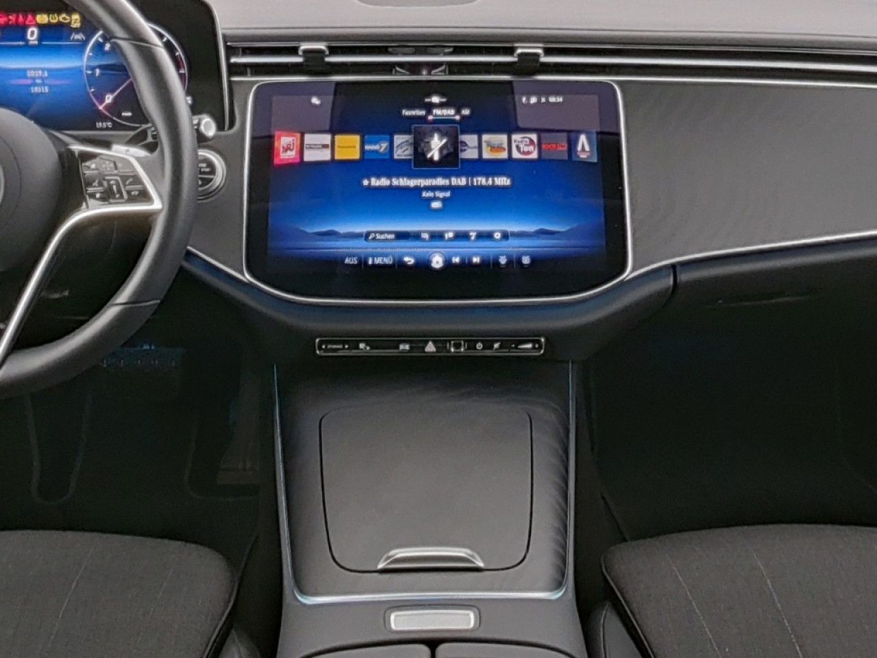 Mercedes-Benz E-Klasse – Bild 8