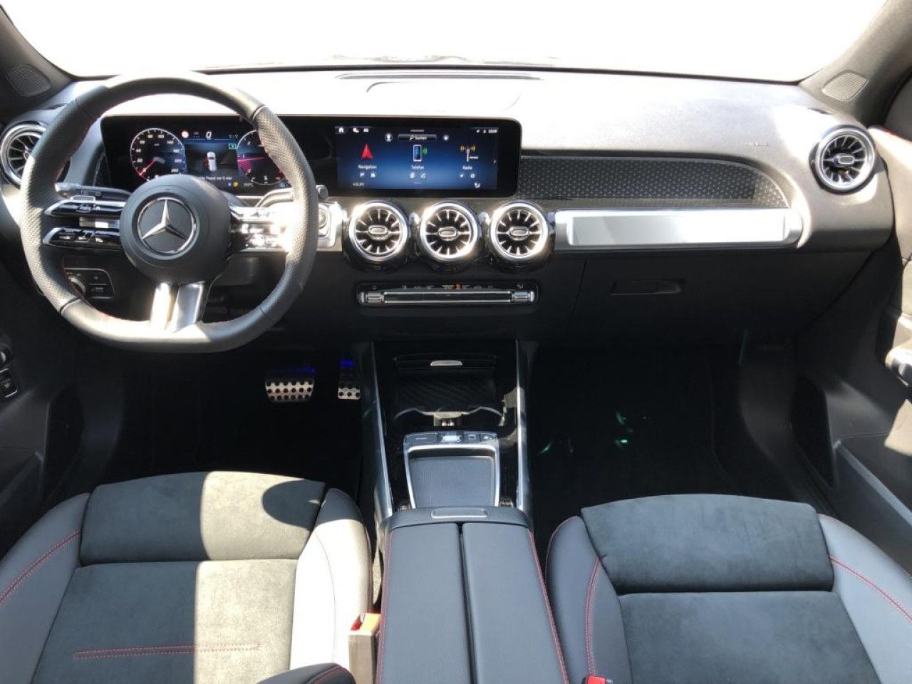 Mercedes-Benz GLB – Bild 4