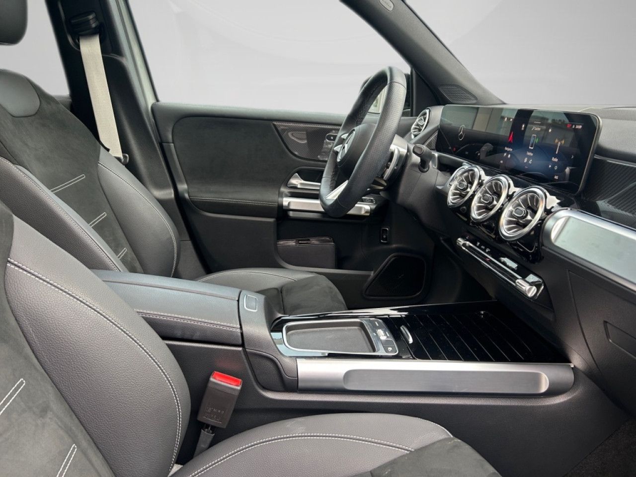 Mercedes-Benz GLB – Bild 14