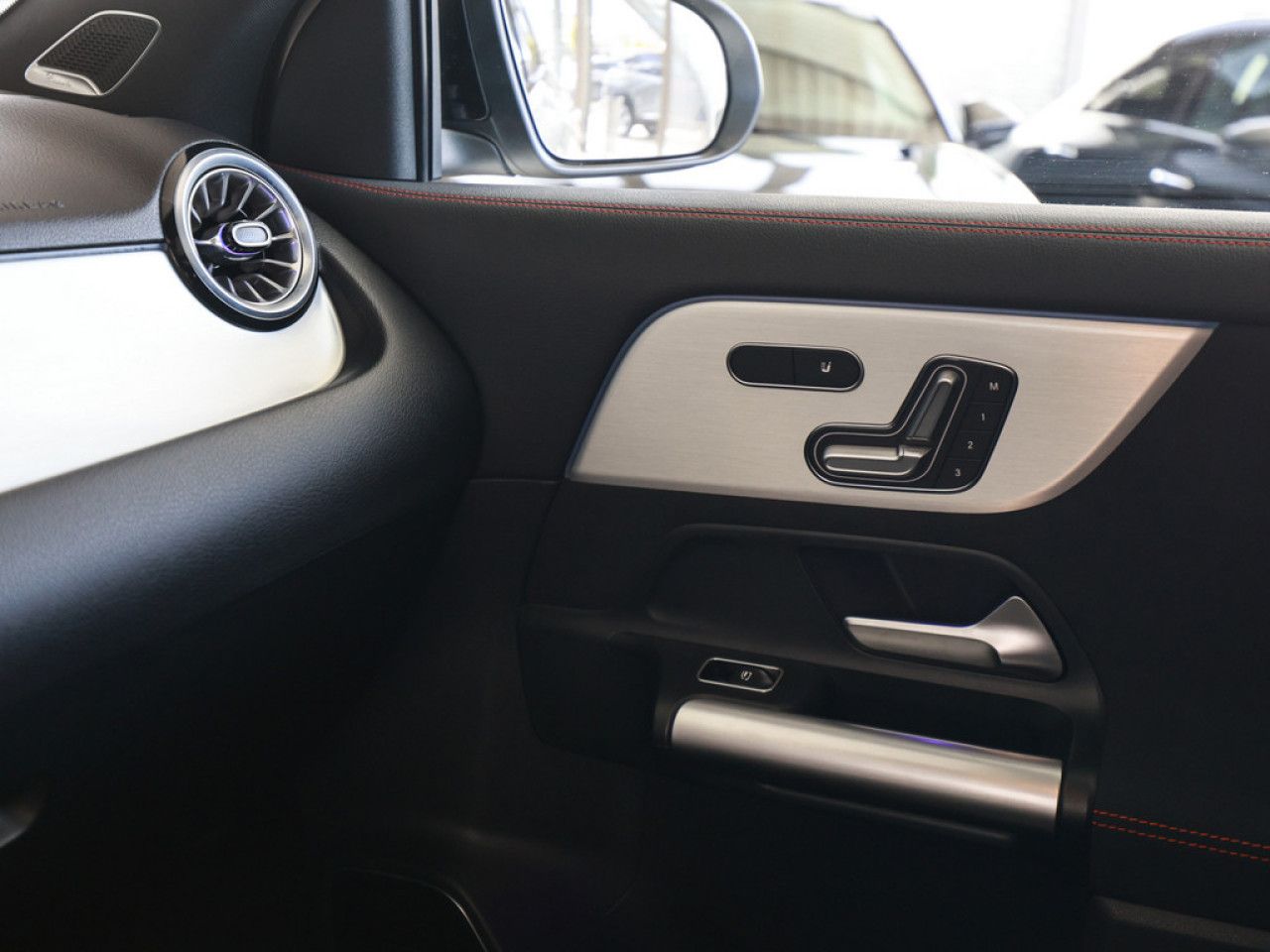 Mercedes-Benz GLA – Bild 16
