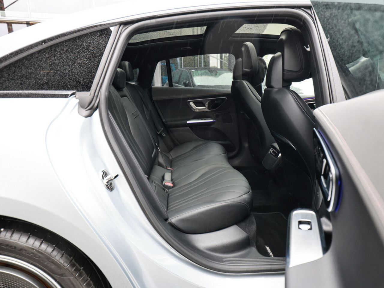 Mercedes-Benz EQE – Bild 7