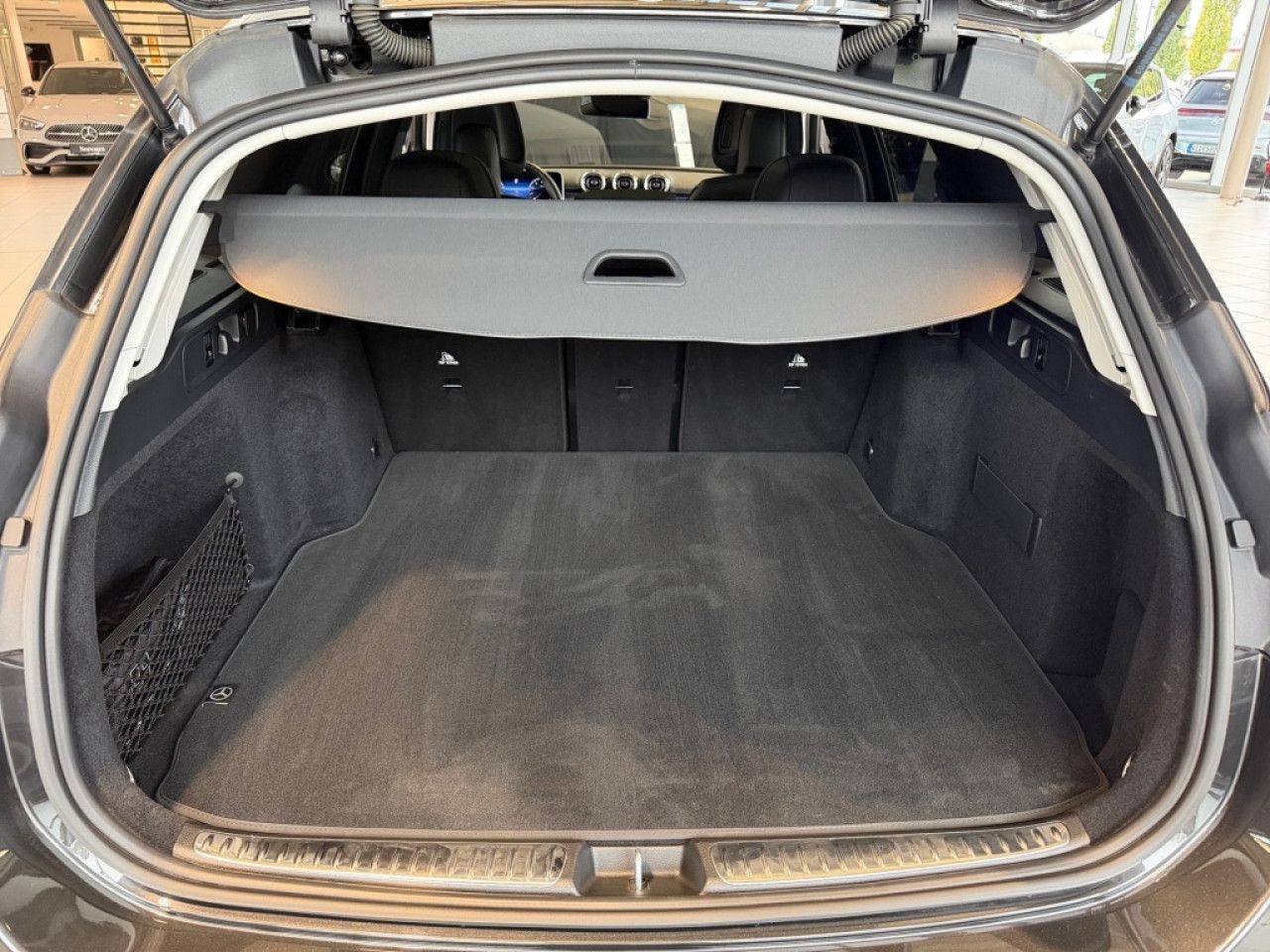 Mercedes-Benz C-Klasse – Bild 10