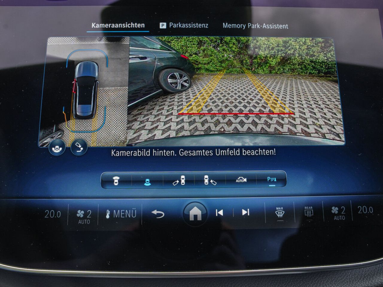 Mercedes-Benz E-Klasse – Bild 14