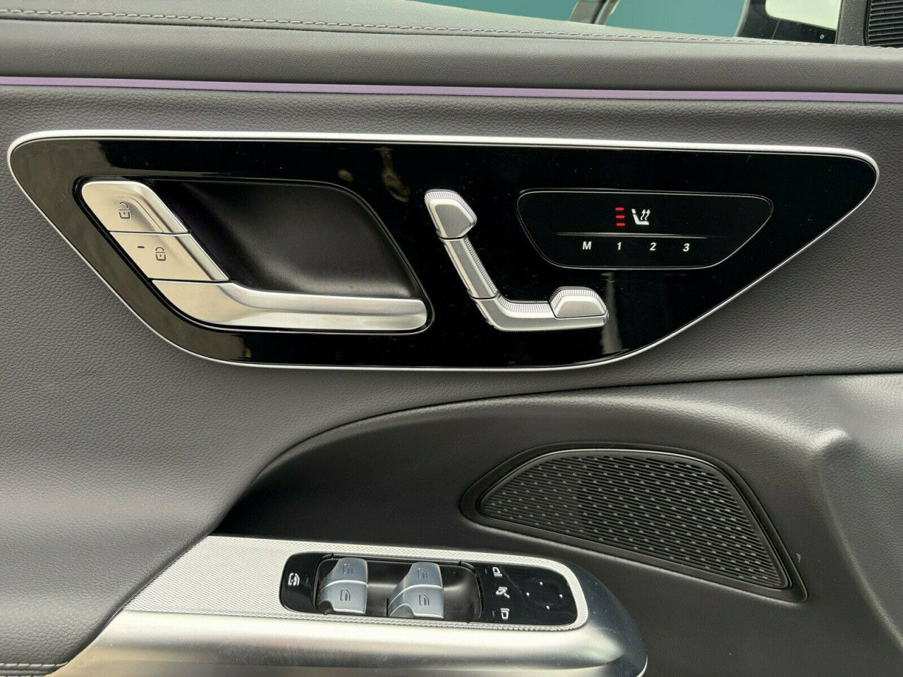 Mercedes-Benz E-Klasse – Bild 17