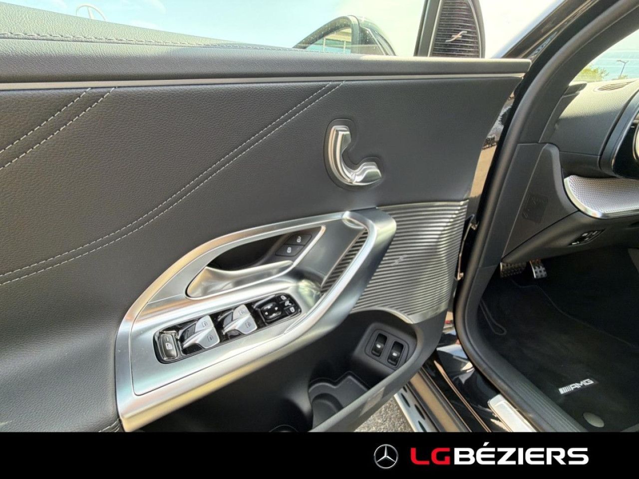 Photo du véhicule 18 / 18
