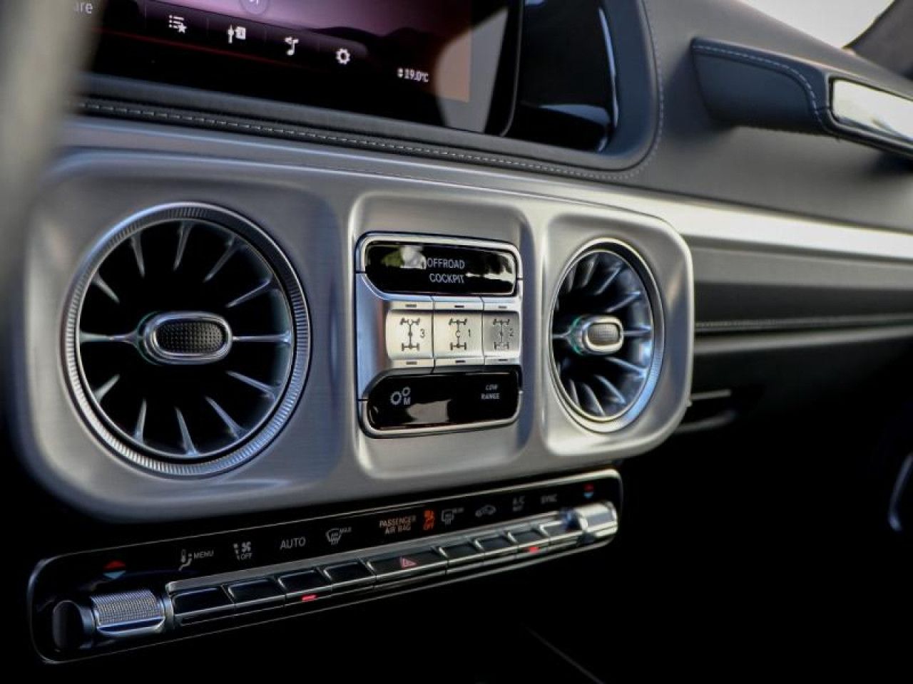 Photo du véhicule 17 / 18