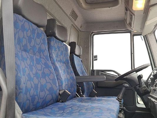 Vehicle image 4 / 20