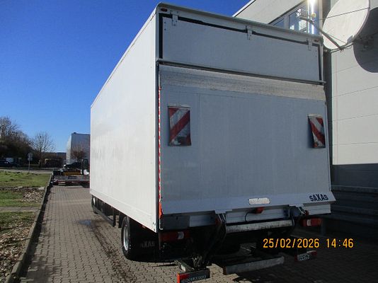 Vehicle image 4 / 5