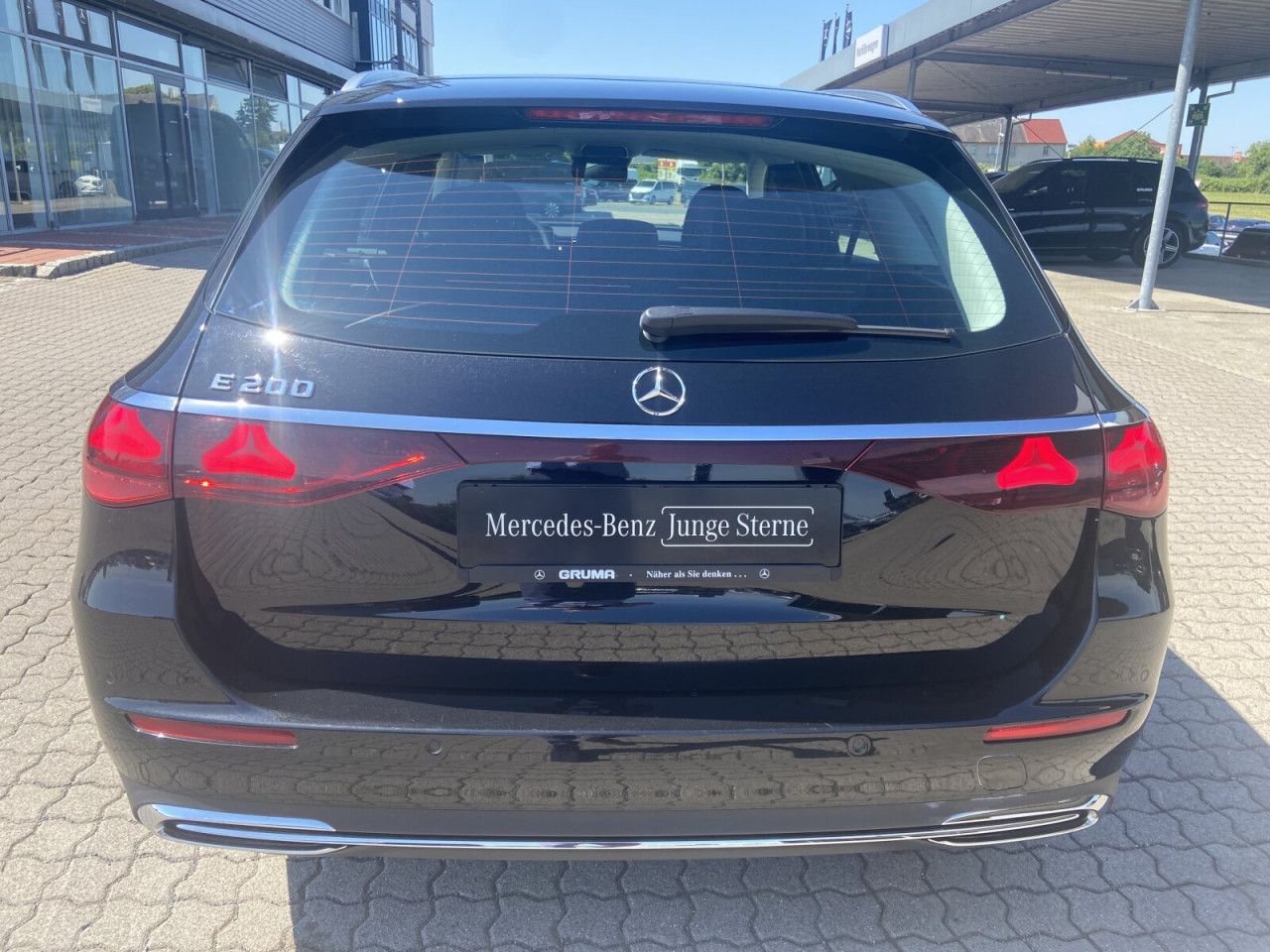 Mercedes-Benz E-Klasse – Bild 7