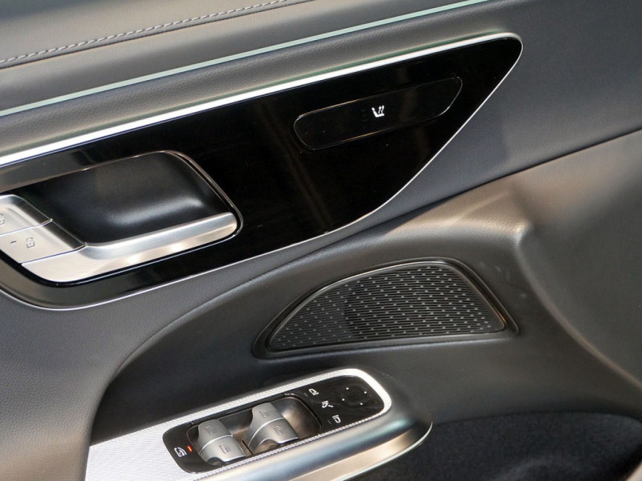 Mercedes-Benz E-Klasse – Bild 14