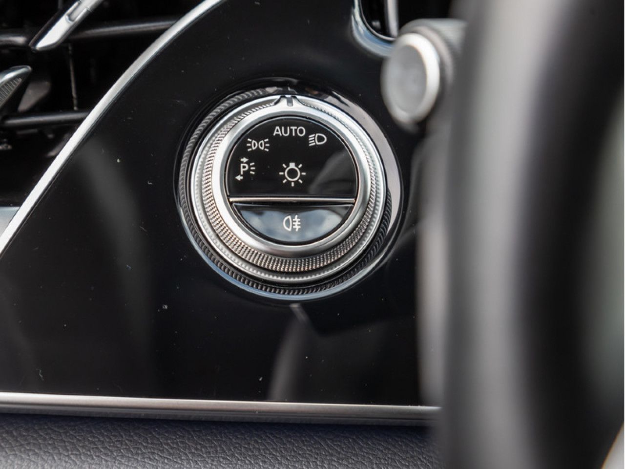 Mercedes-Benz E-Klasse – Bild 22