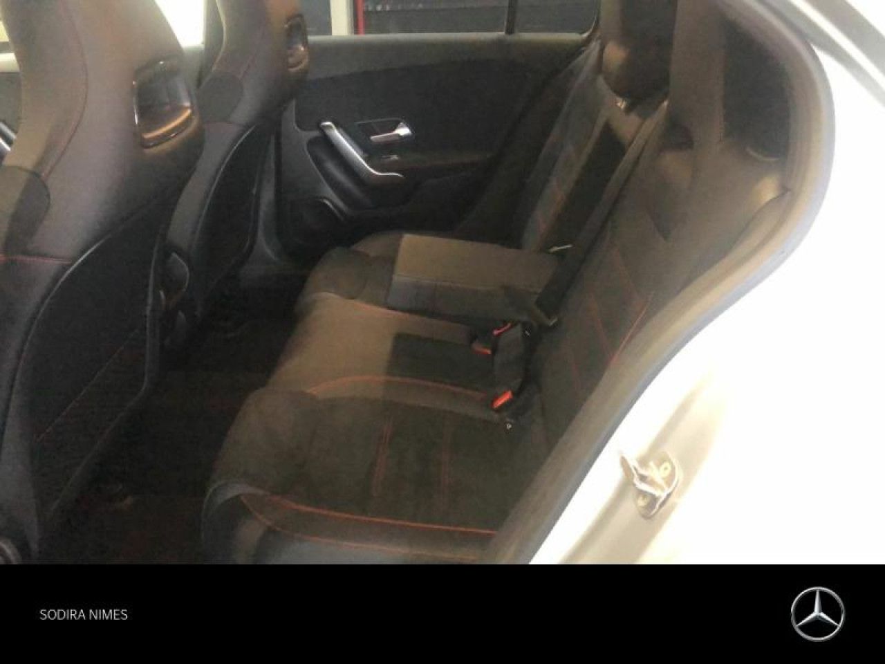 Photo du véhicule 16 / 18