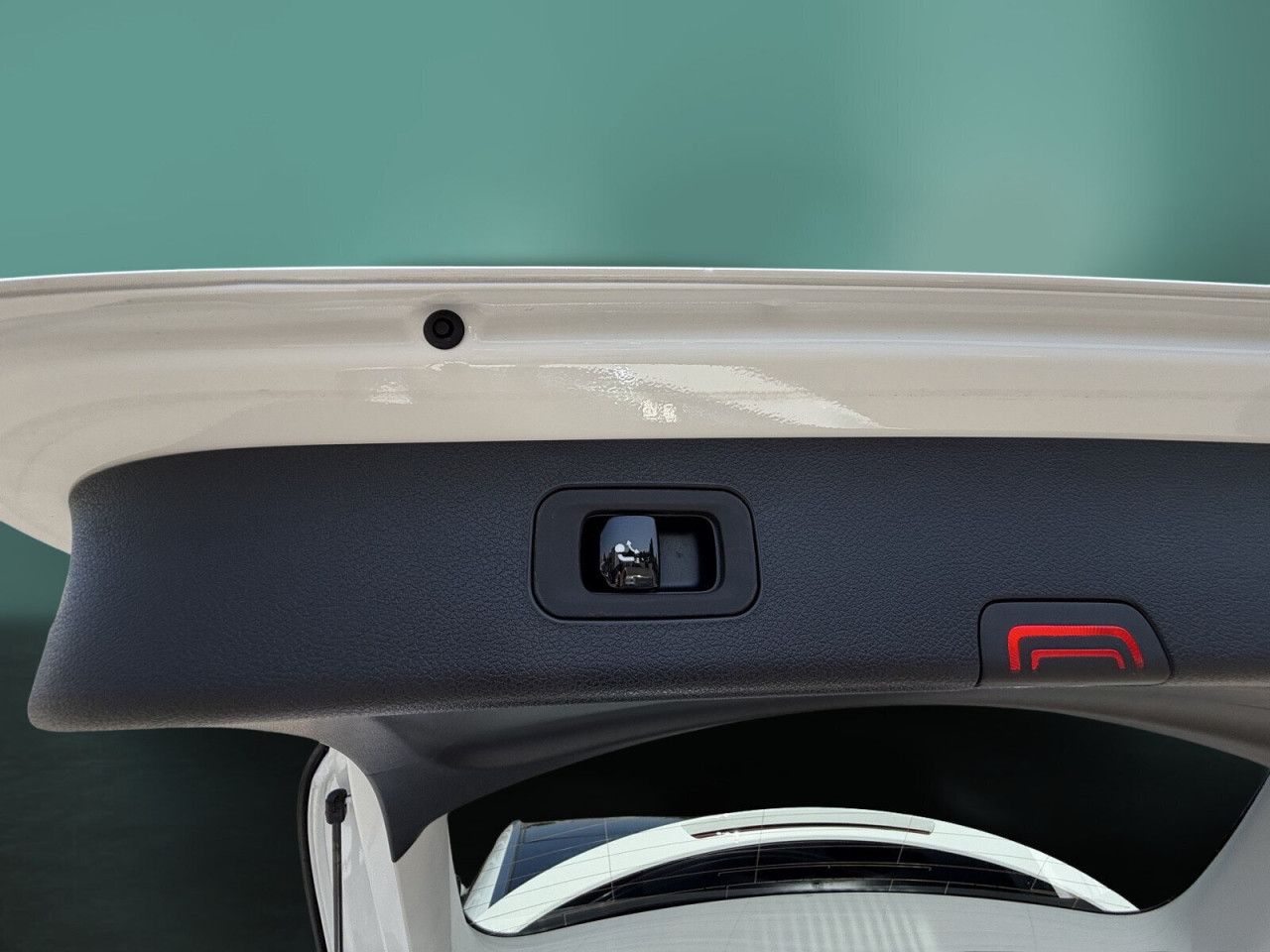Mercedes-Benz E-Klasse – Bild 12