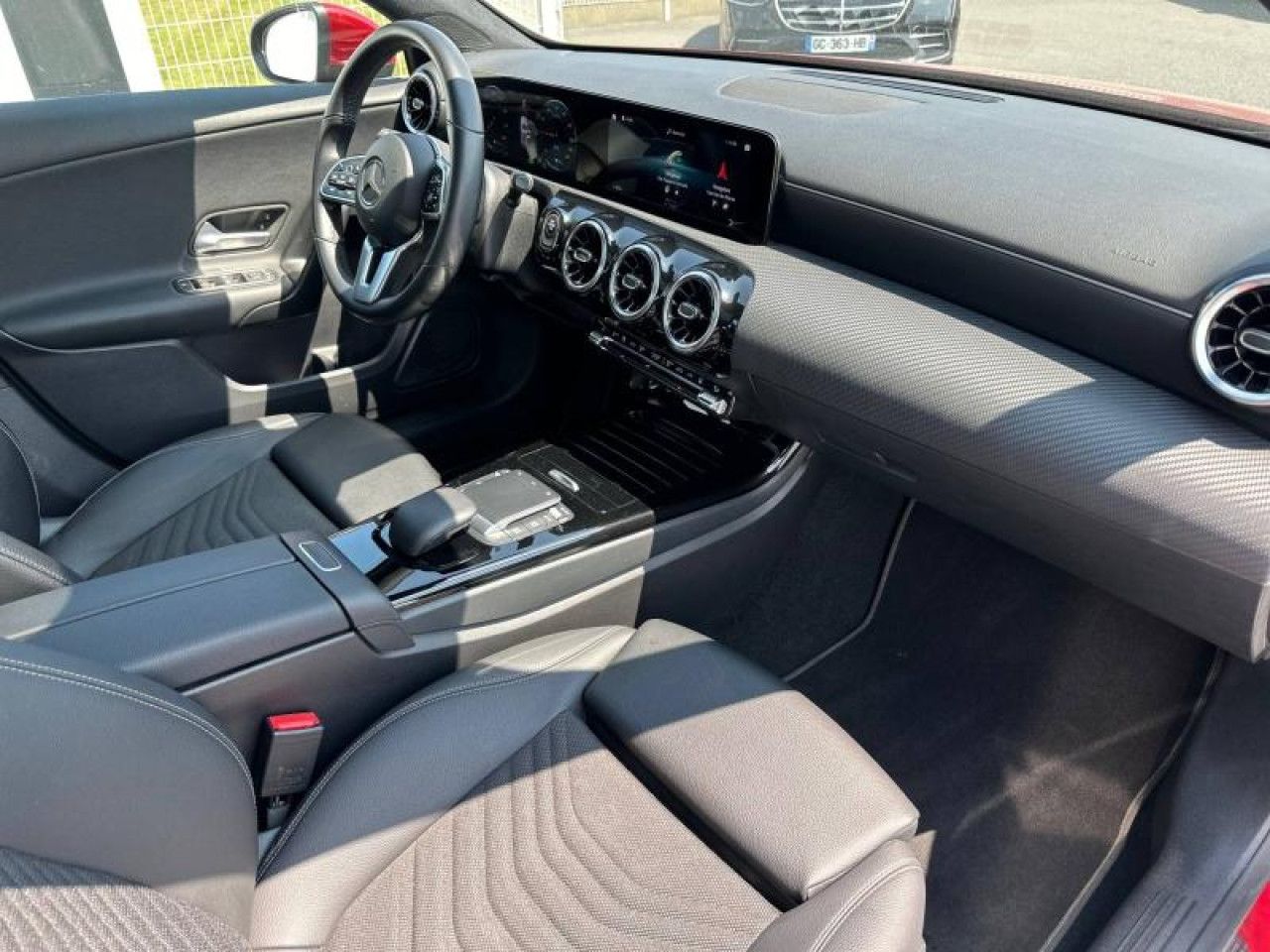 Photo du v&eacute;hicule 7 / 8